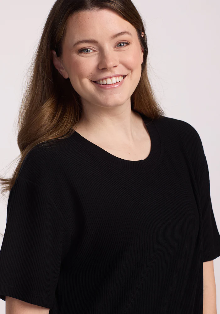 Vera Ribbed Tunic - Black - Image 2
